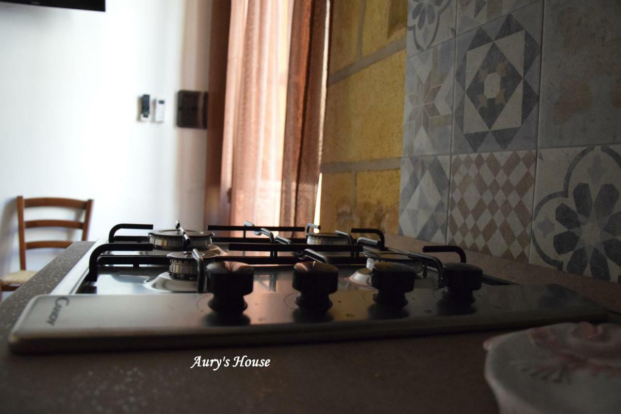 Aury'S House Villa Balestrate ภายนอก รูปภาพ